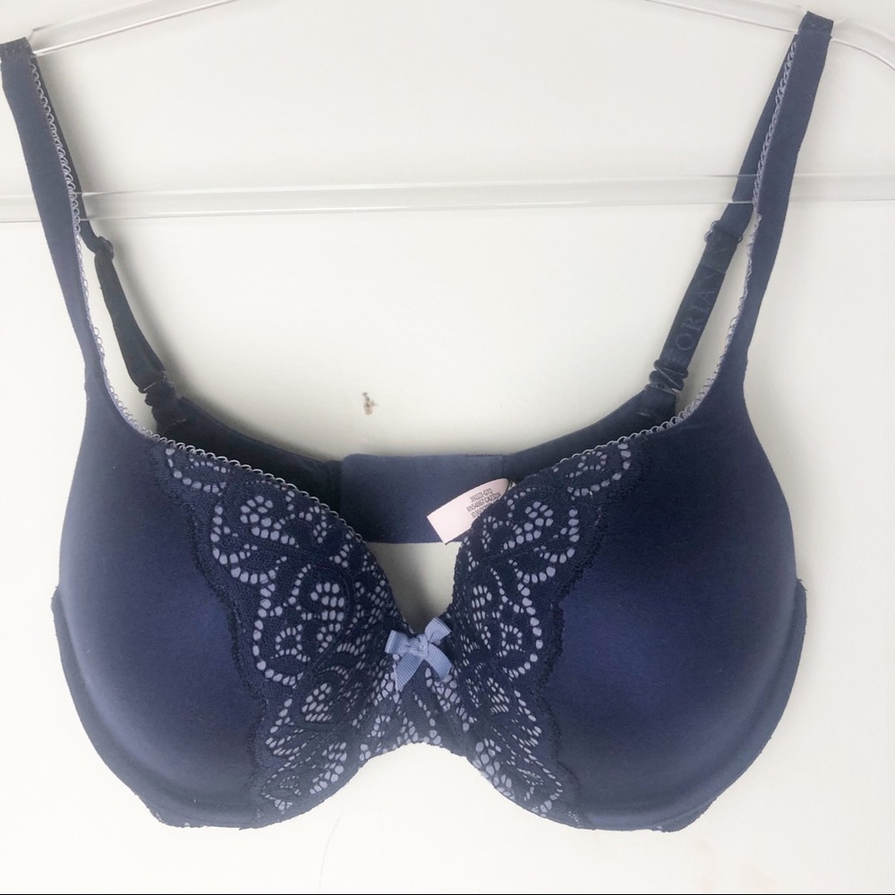 Victoria’s Secret   Body By Victoria Bra 34D
